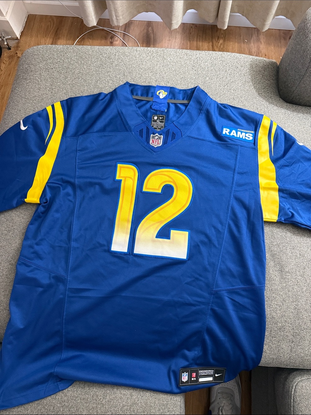 Category Rams Jersey - Picture 2 of 3